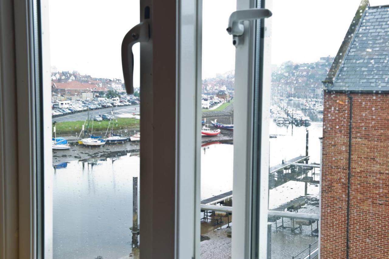 Watermark Apartments Whitby Rom bilde