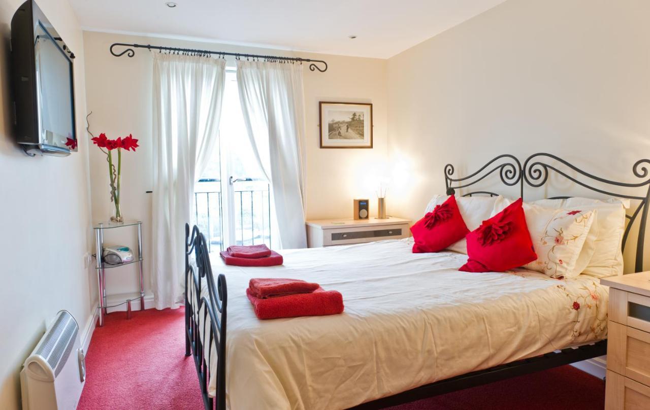 Watermark Apartments Whitby Rom bilde
