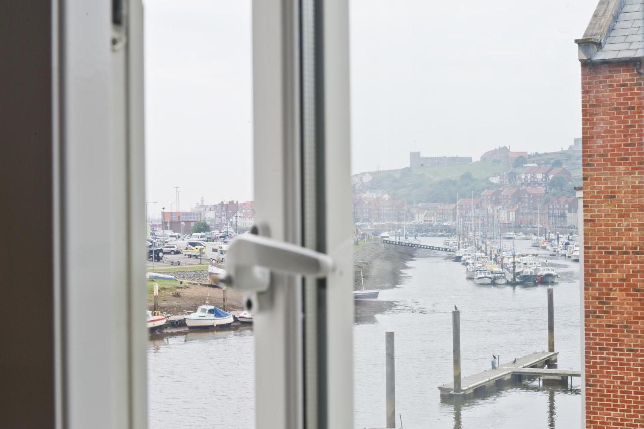 Watermark Apartments Whitby Rom bilde